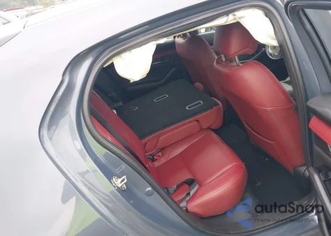 2020 Mazda Mazda3 Premium Package из США, поврежденный, VIN JM1BPBNM6L1165836